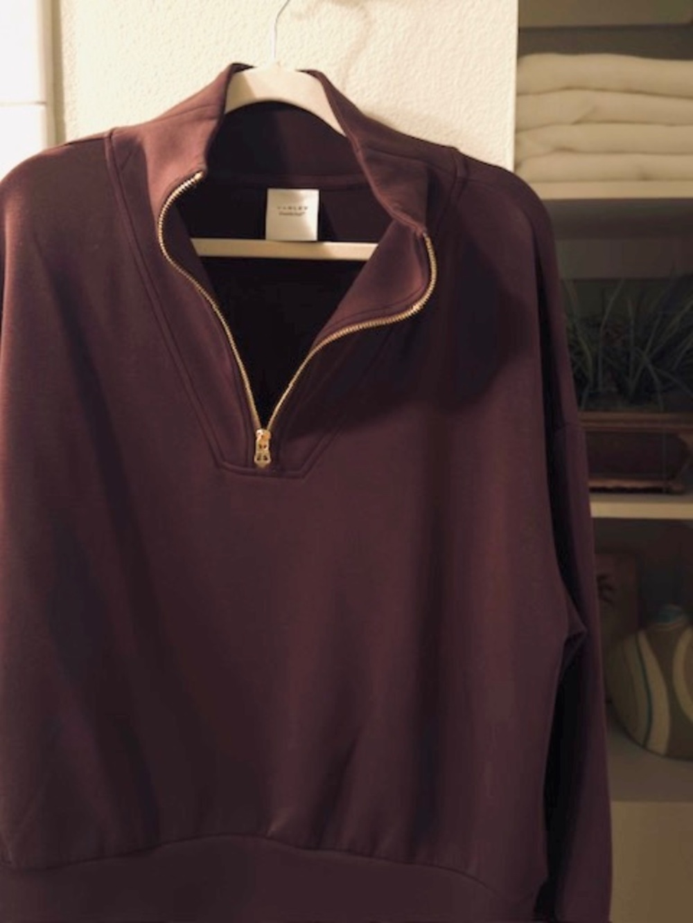 Varley ~ Hawley Half-zipped pull on top ~ Coffee Bean, Size Large